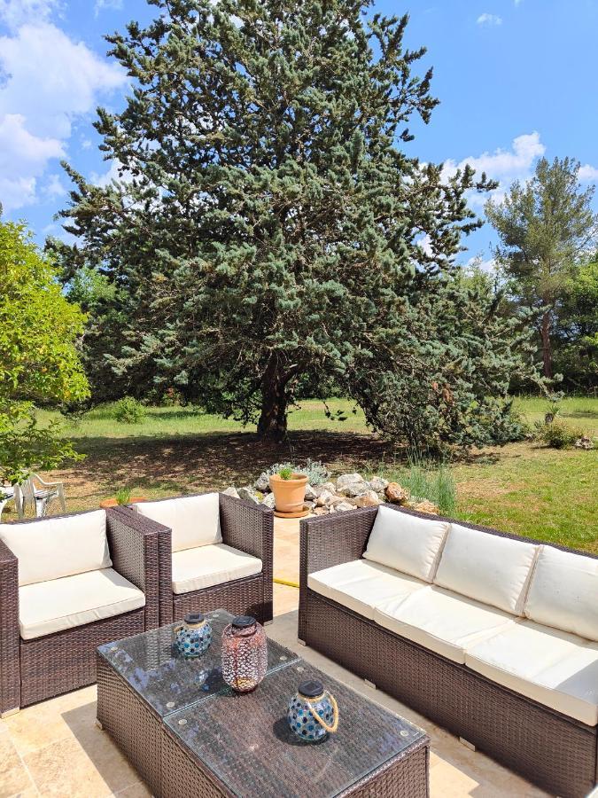Villa Handres Nans-les-Pins Kültér fotó